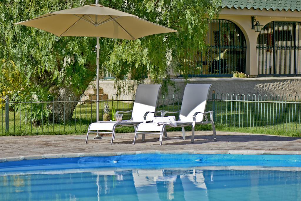 Villa Los Sauces Chacras de Coria Exterior photo